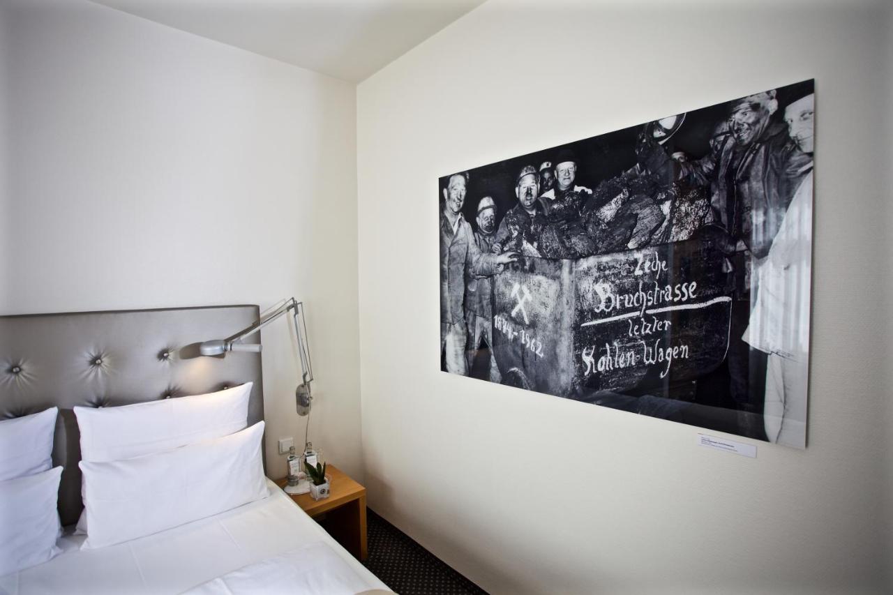 Hotel Maximilians Есен Екстериор снимка