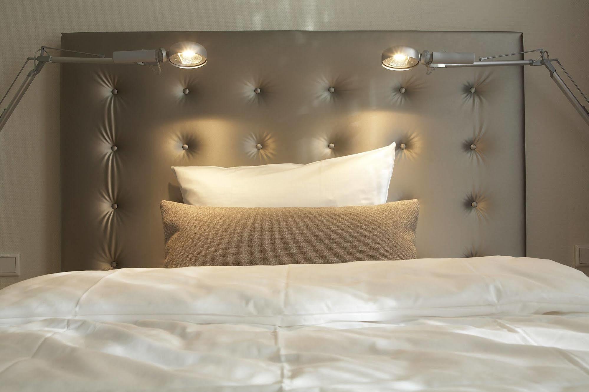 Hotel Maximilians Есен Екстериор снимка